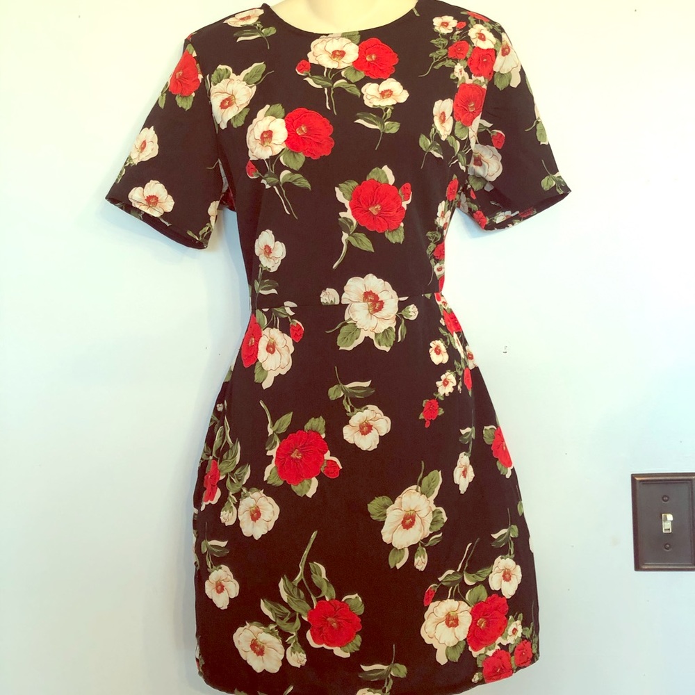 Black base flowered dress